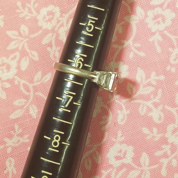 Pretty in pink ring - Picture 7 of 9